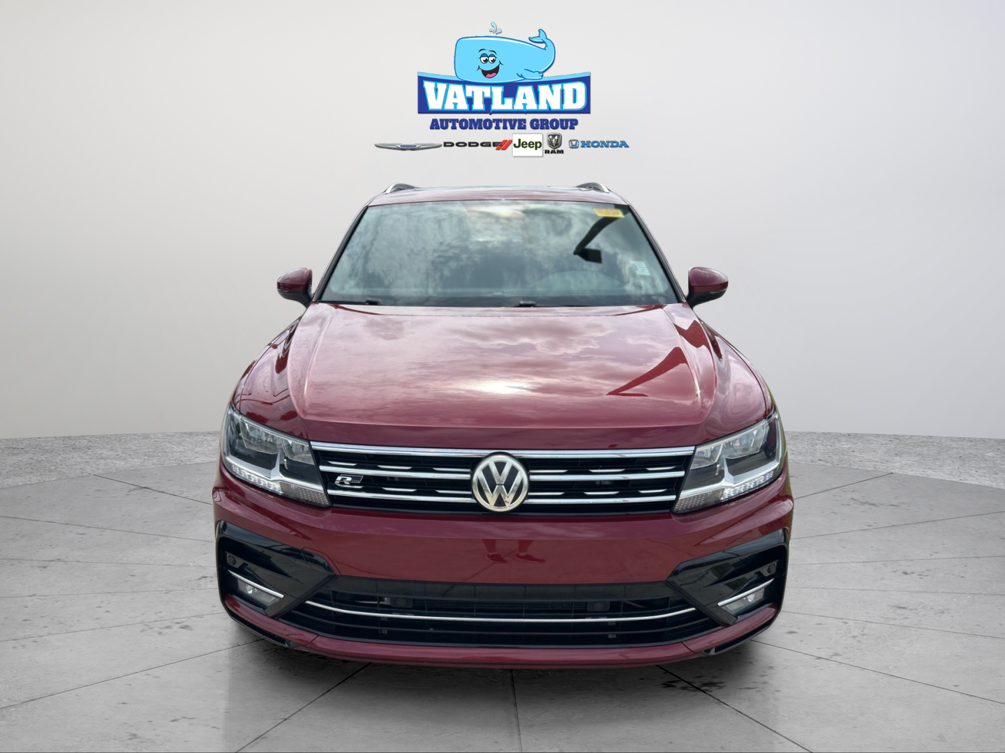 Used 2019 Red Volkswagen 2.0T SEL R-Line image 21