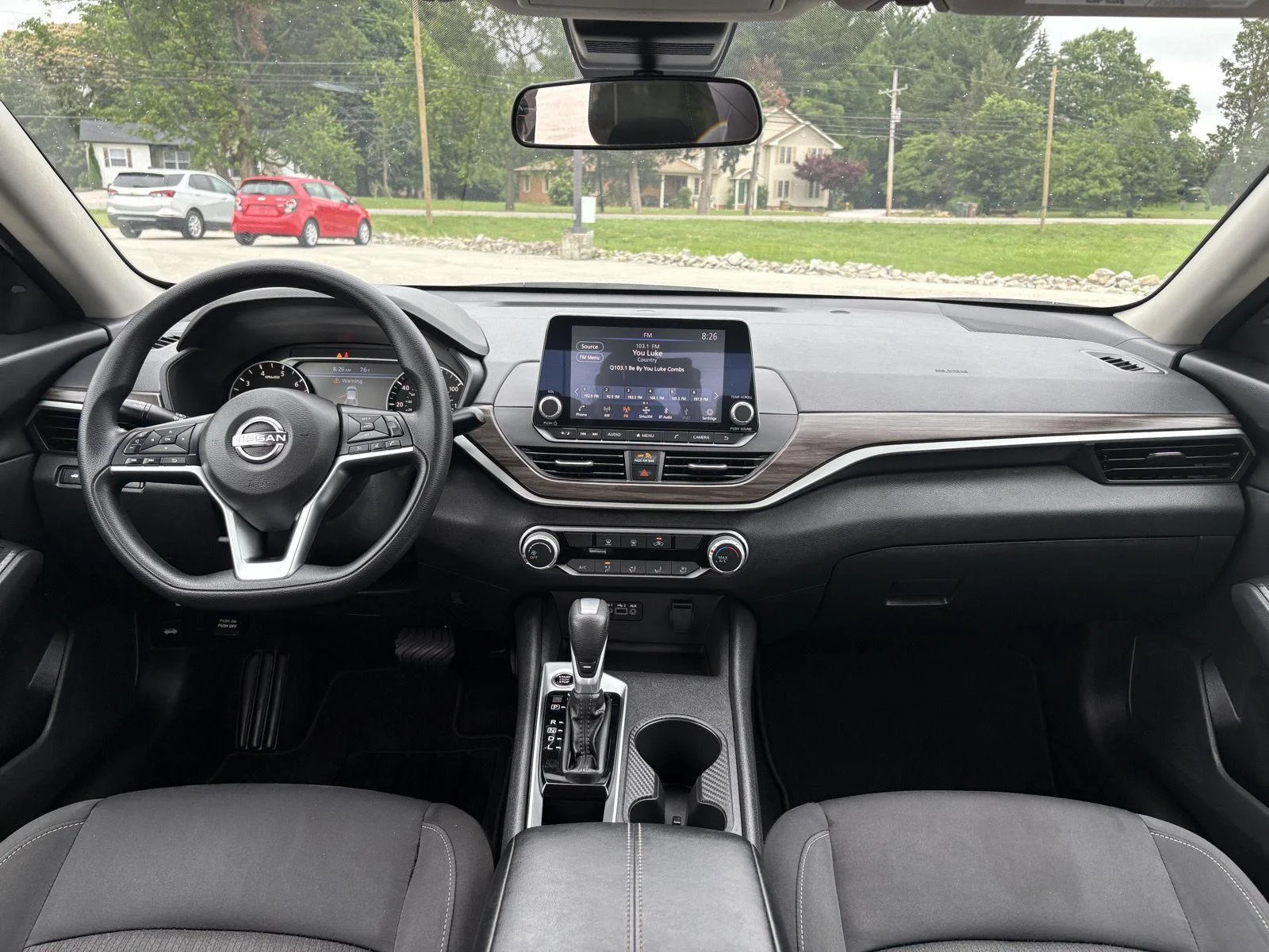 Used 2025 Garnet Pearl Metallic Nissan SV image 5