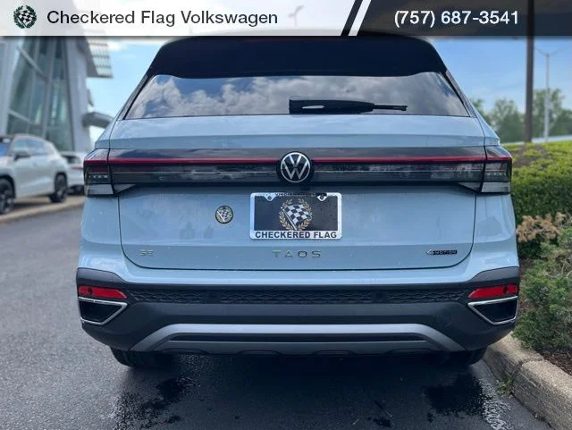 New 2026 Gray Volkswagen 1.5T SE image 10