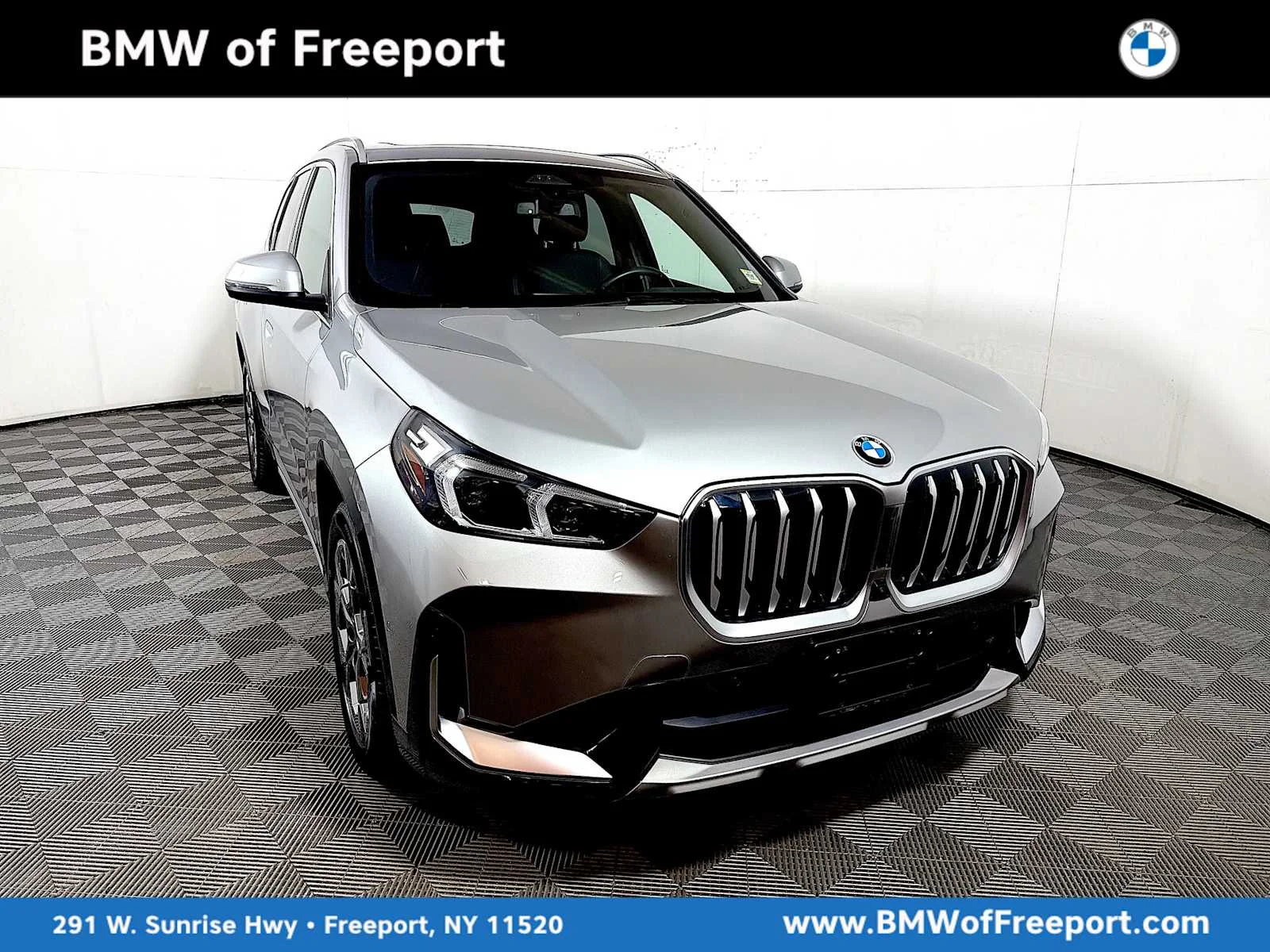 2026 BMW X1 28i - Photo 1