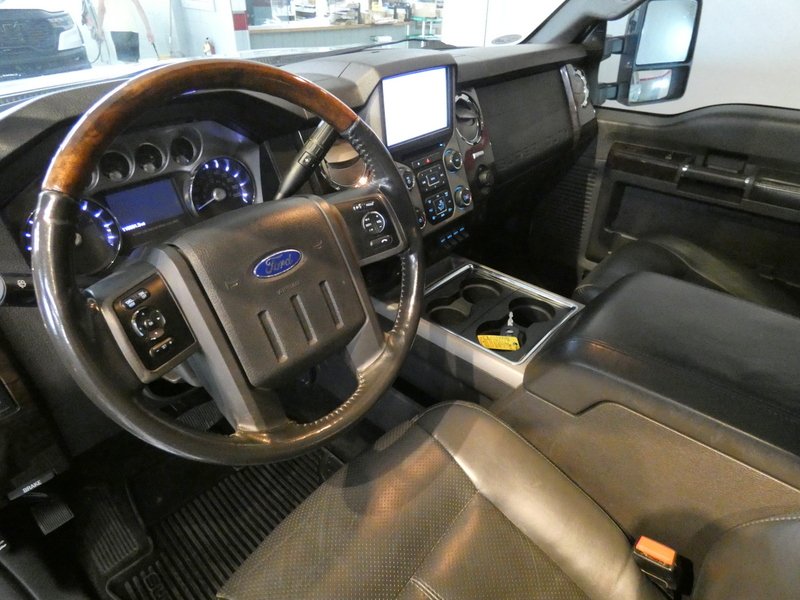 Used 2013 INGOT SILVER META Ford Crew Cab Platinum SRW image 7