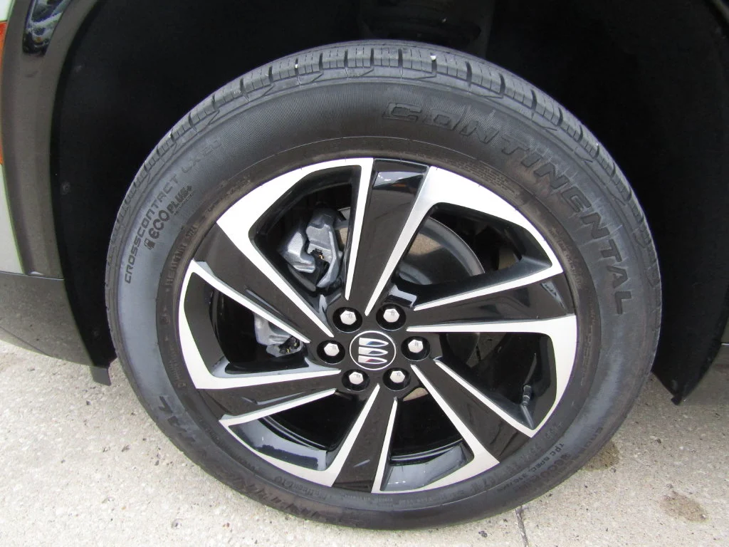 Used 2025 Moonstone Gray Metallic Buick Sport Touring image 35