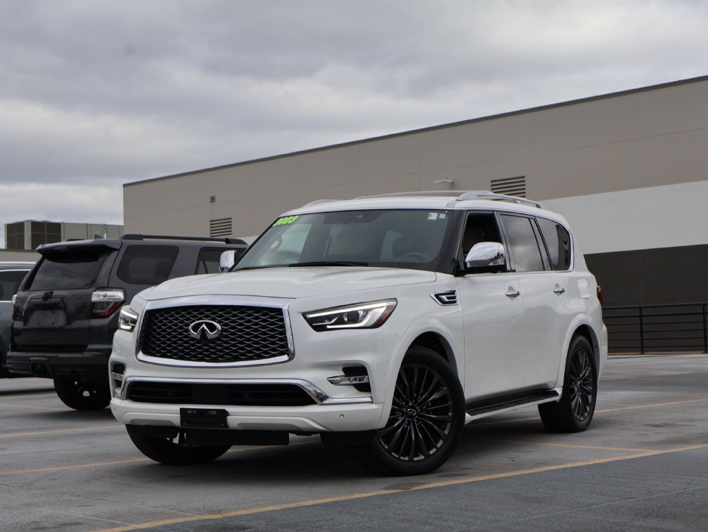 Used 2023 Moonstone White INFINITI Sensory image 1