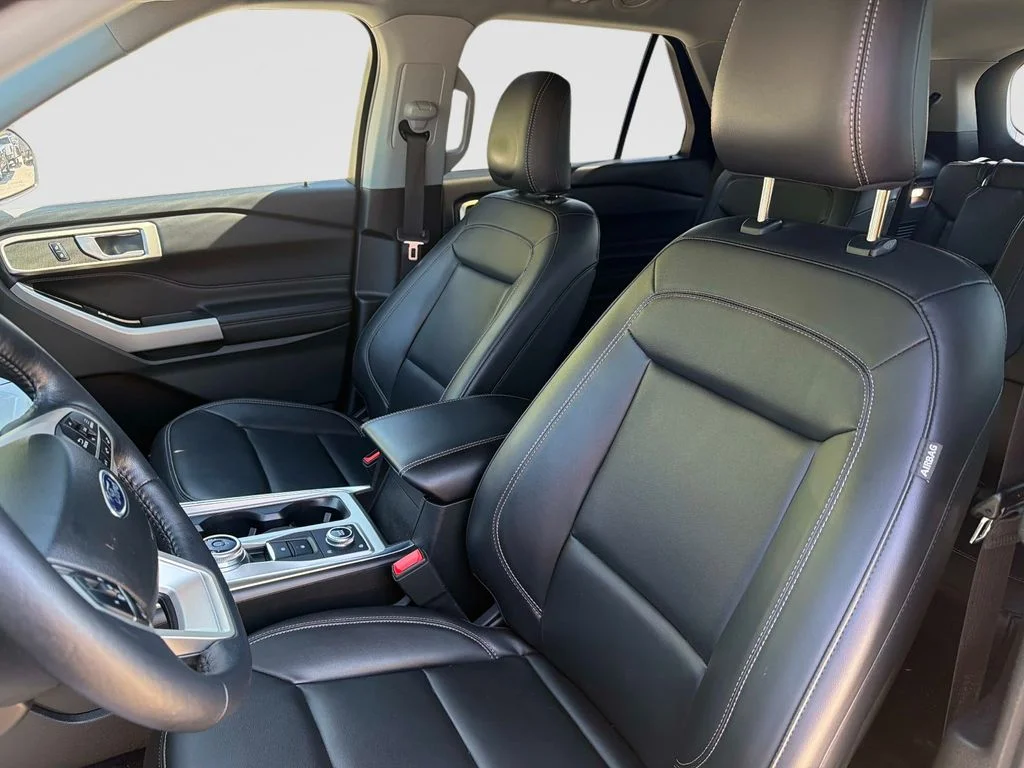 Used 2023 Gray Metallic Ford XLT image 23