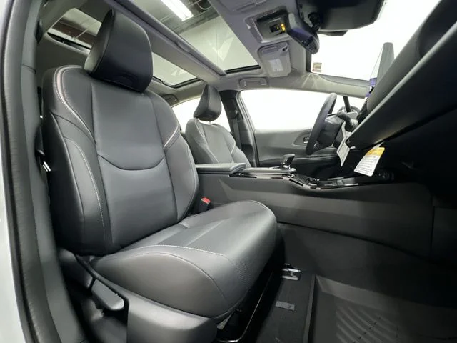 2026 Toyota Prius Limited - Photo 28