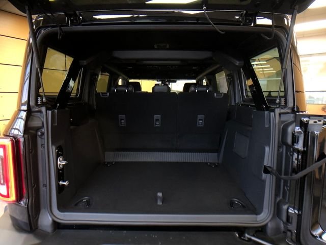 New 2026 Shadow Black Ford Outer Banks® image 22