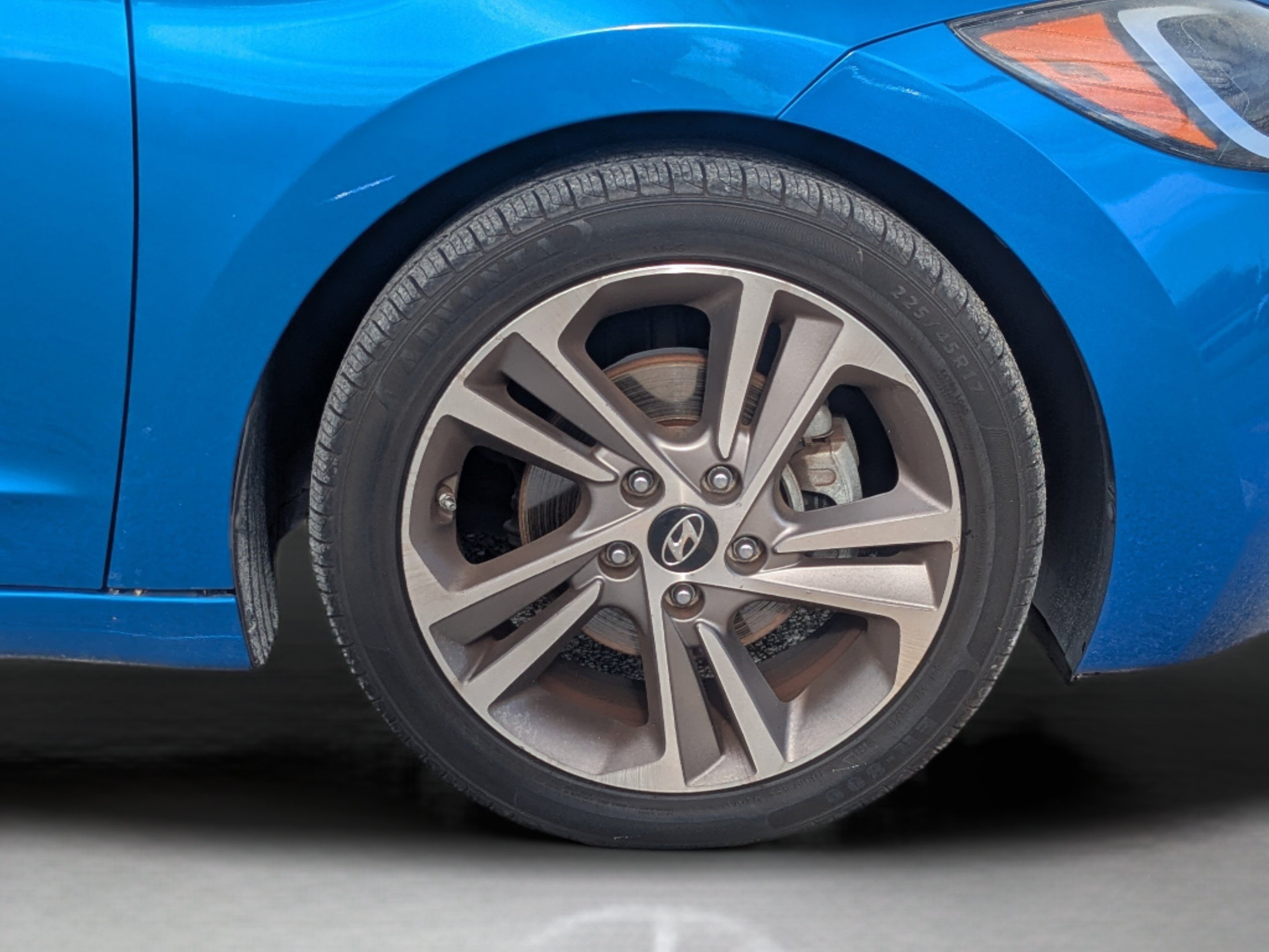2017 Hyundai Elantra Limited - Photo 31