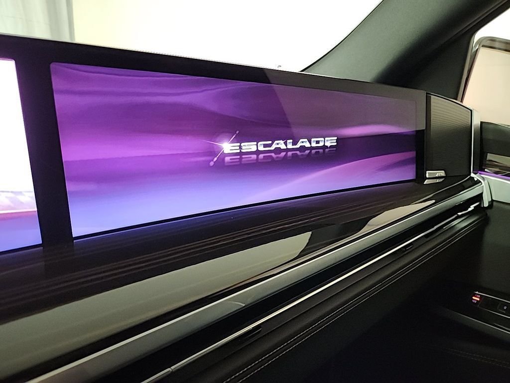 Used 2025 White Cadillac Premium image 10