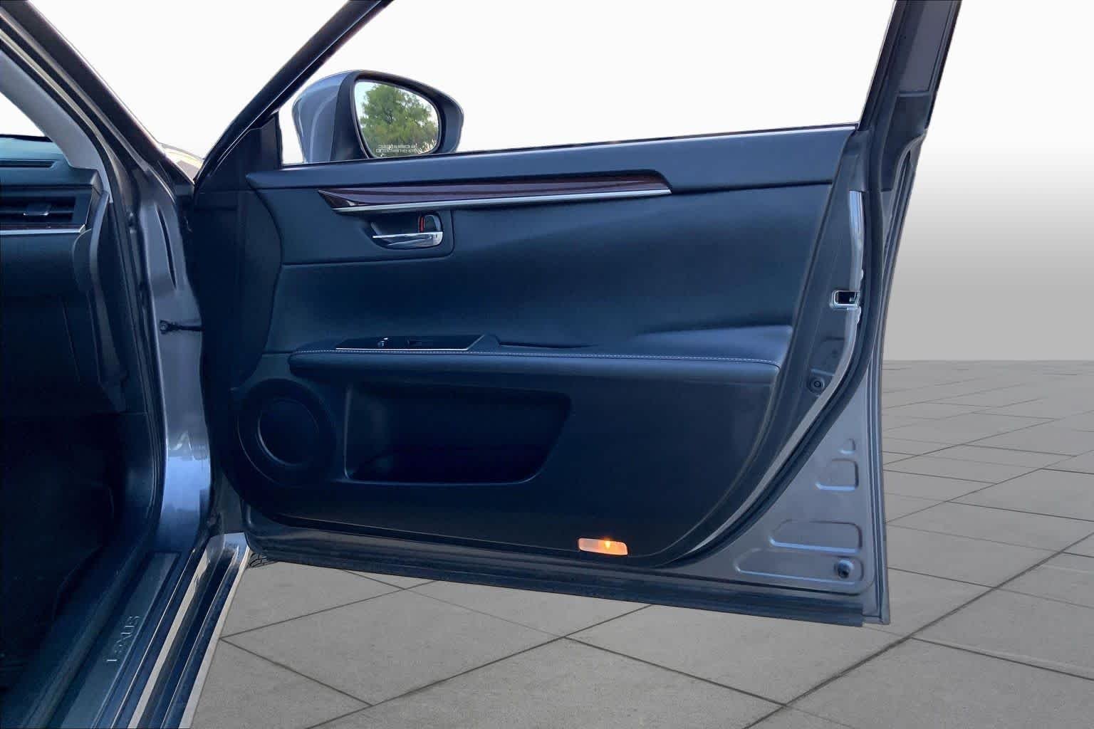 Used 2018 Nebula Gray Pearl Lexus  image 23