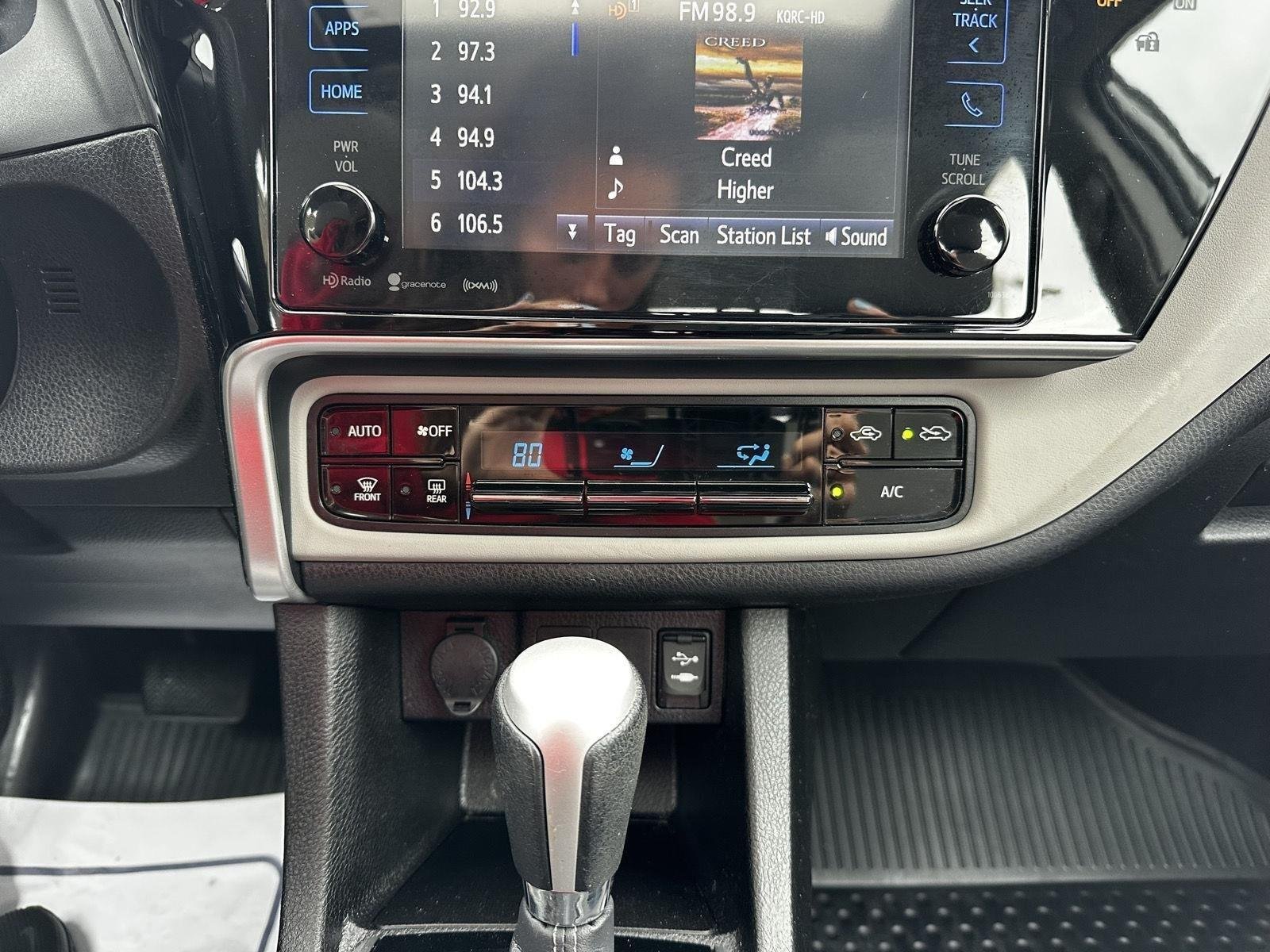 Used 2017 Blizzard Pearl Toyota LE Eco image 16