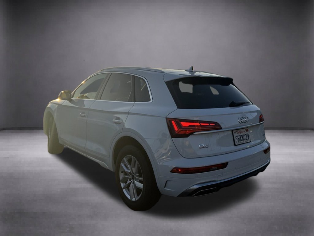Used 2023 White Audi 45 S line Premium image 7