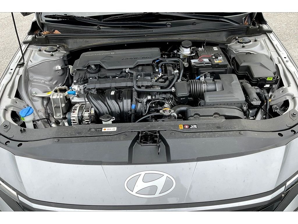 Used 2026 Gray Hyundai SEL Sport image 8