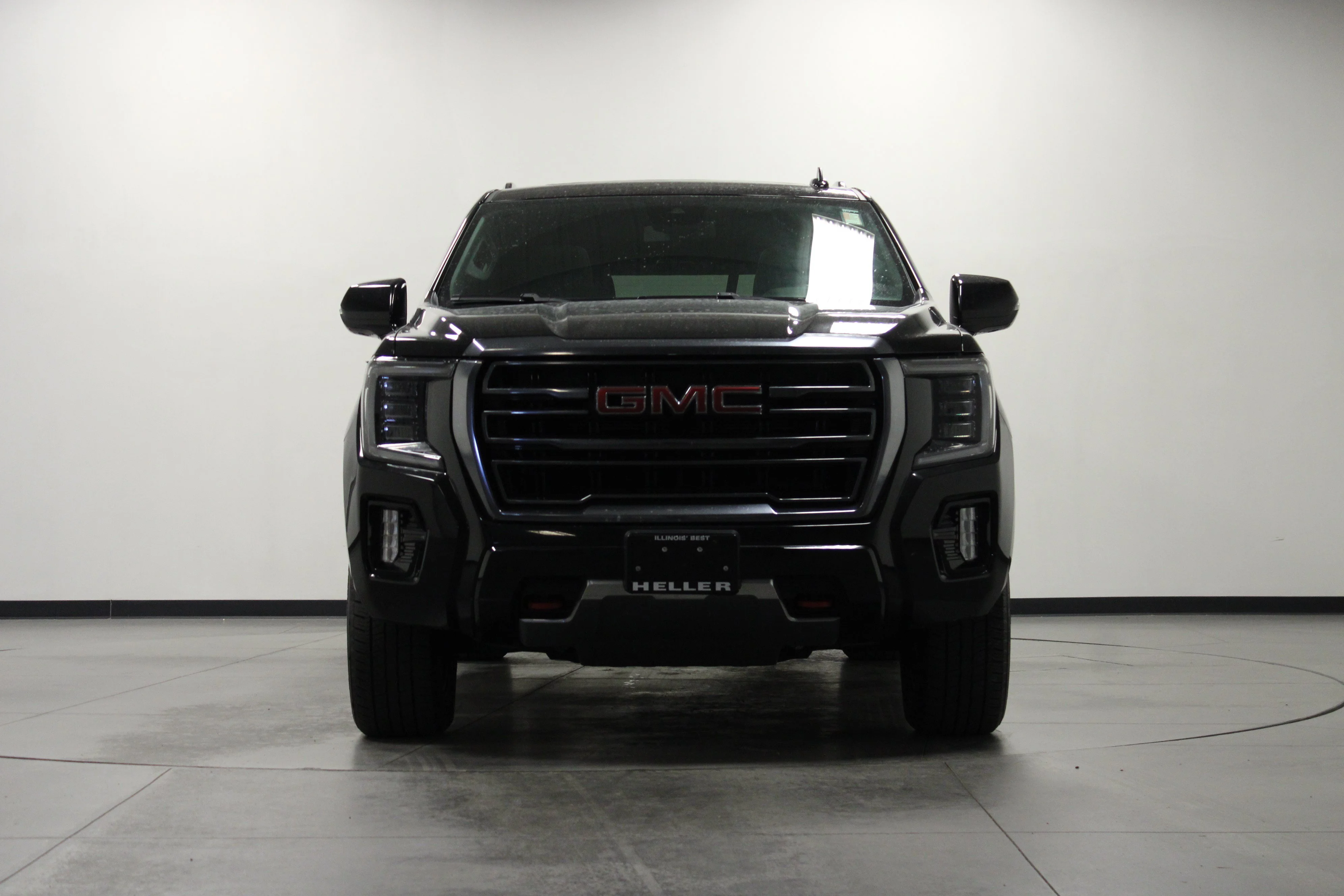 Used 2023 Onyx Black GMC AT4 image 9