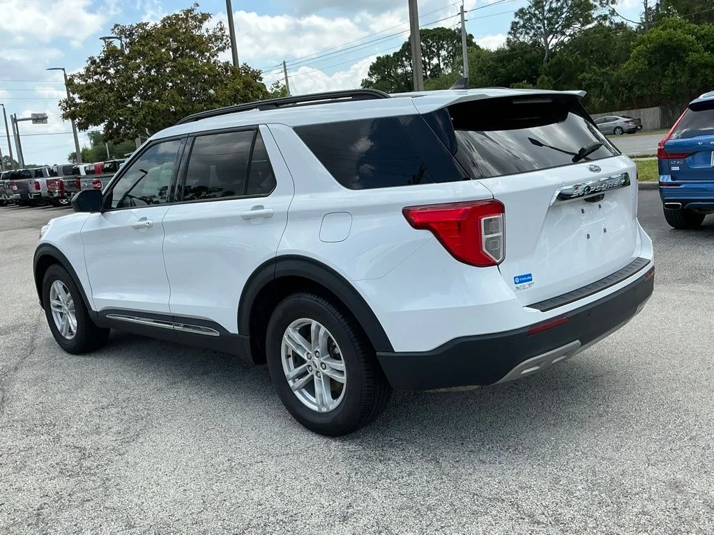 Used 2023 White Ford XLT image 4