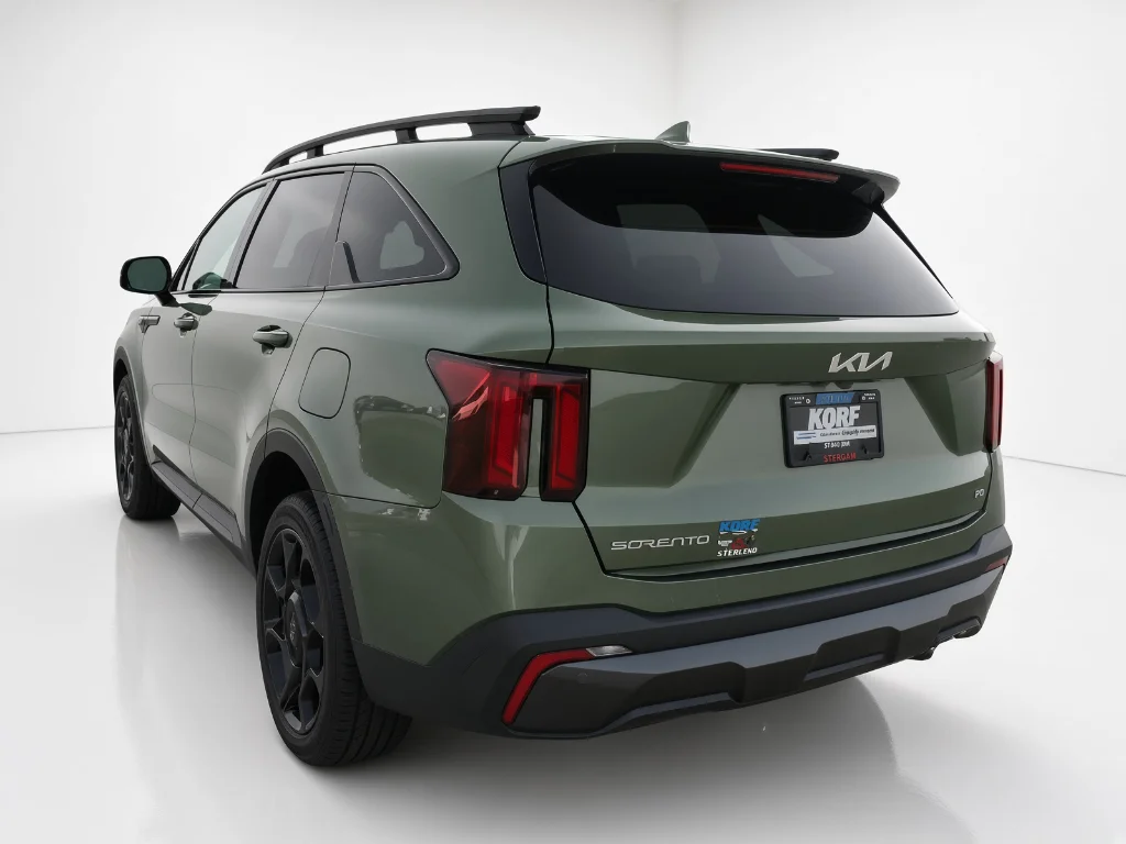 Used 2024 Jungle Green Kia X-Line EX image 5