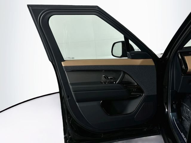 New 2026 Black Land Rover Dynamic SE image 11