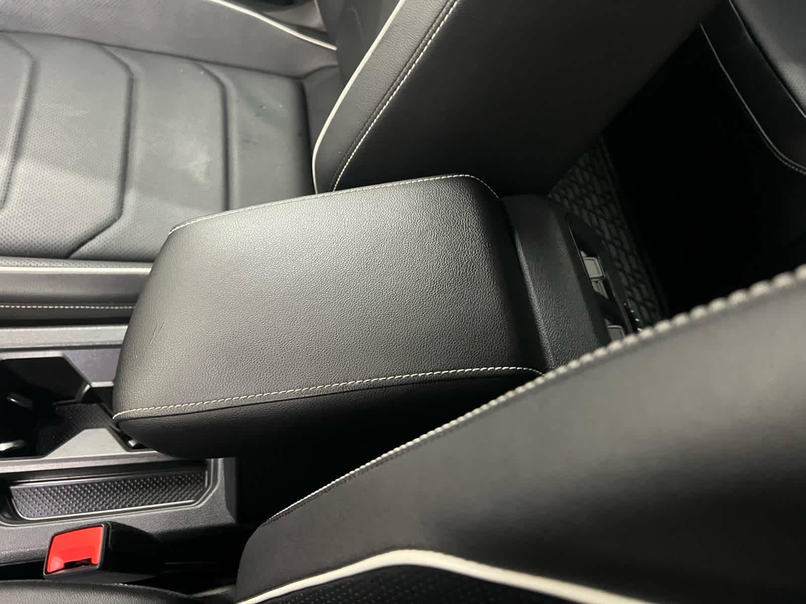2022 Volkswagen Tiguan SEL R-LINE - Photo 23