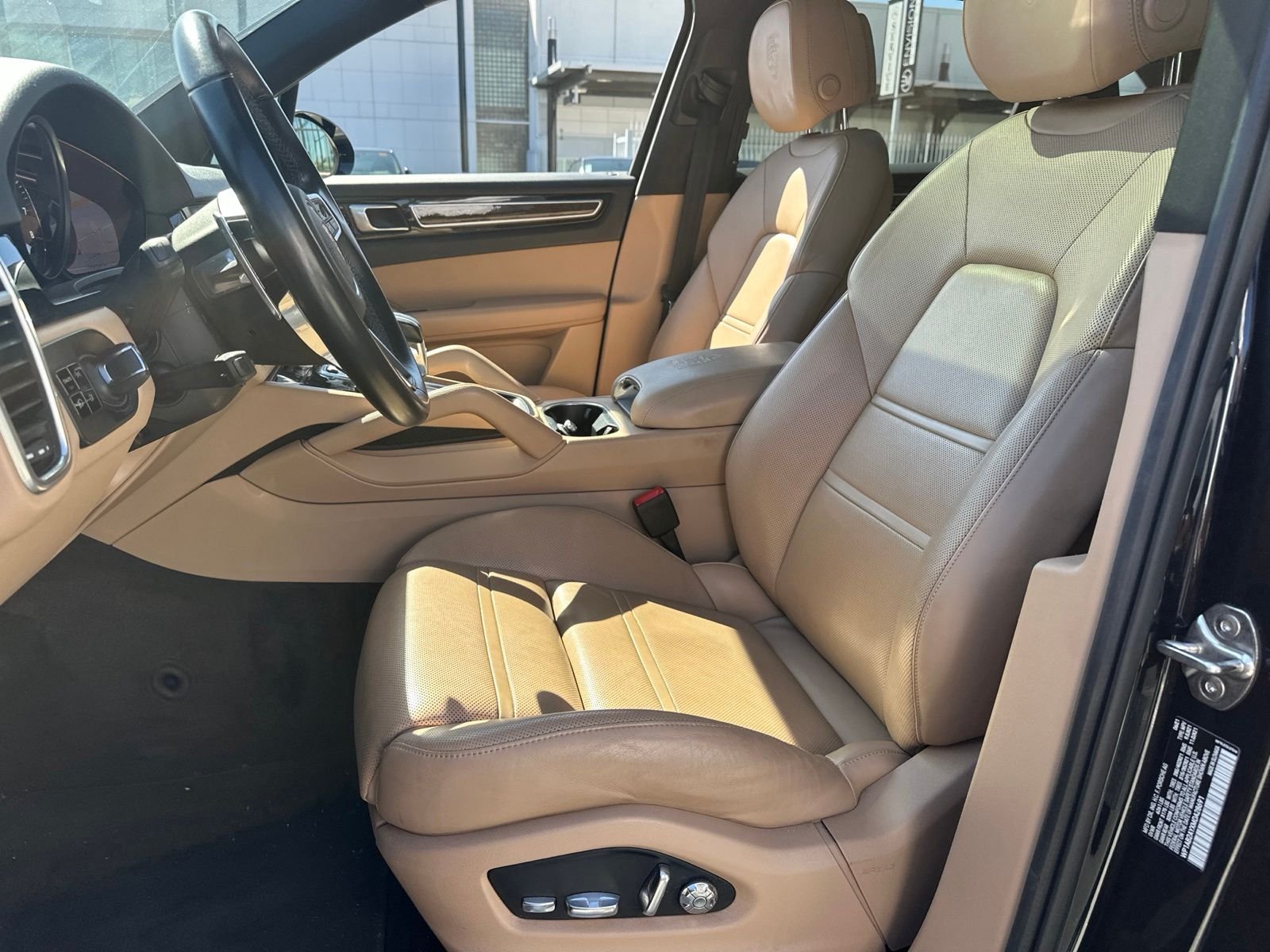 Used 2021 Moonlight Blue Metallic Porsche S image 22