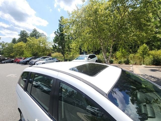 Used 2009 White Mazda Grand Touring image 17