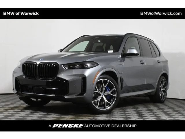 New 2026 Skyscraper Grey Metallic BMW xDrive50e image 1