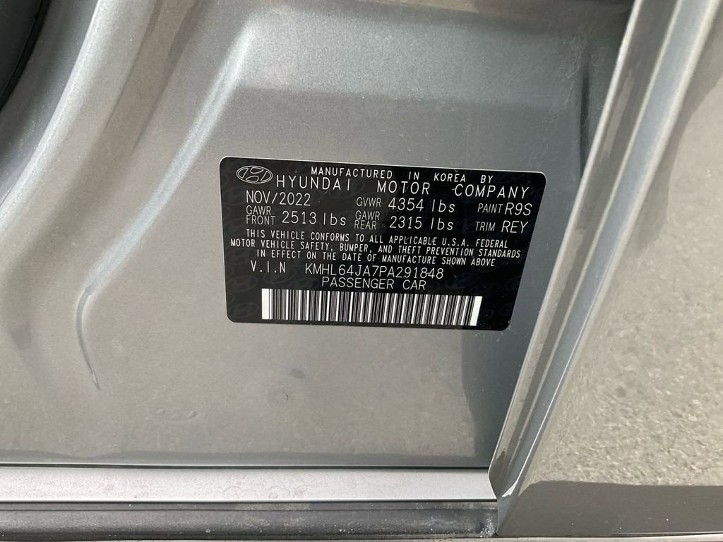 Used 2023 Silver Hyundai SEL image 36