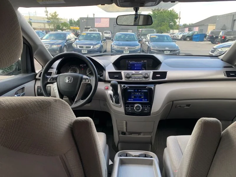 Used 2016 Blue Honda EX Minivan 4D image 28