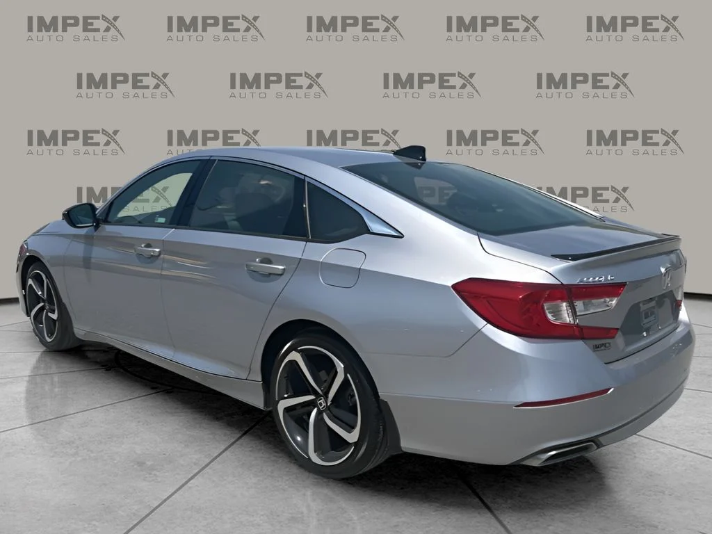 Used 2022  Honda Sport image 3