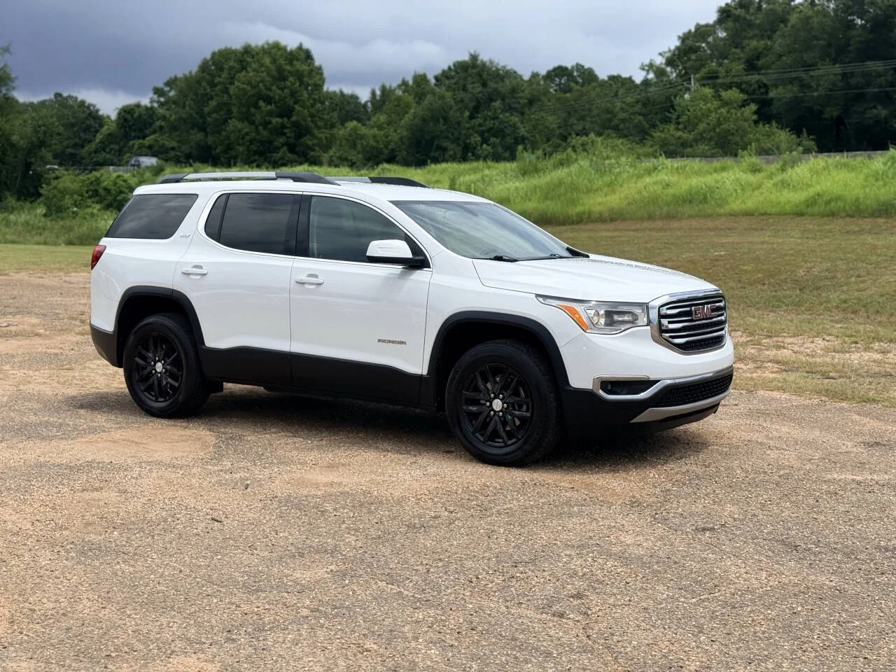 Used 2019 White GMC SLT 1 4dr SUV image 7