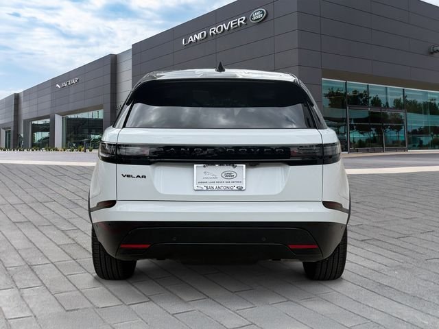 Certified Used 2026 White Land Rover Dynamic SE image 4