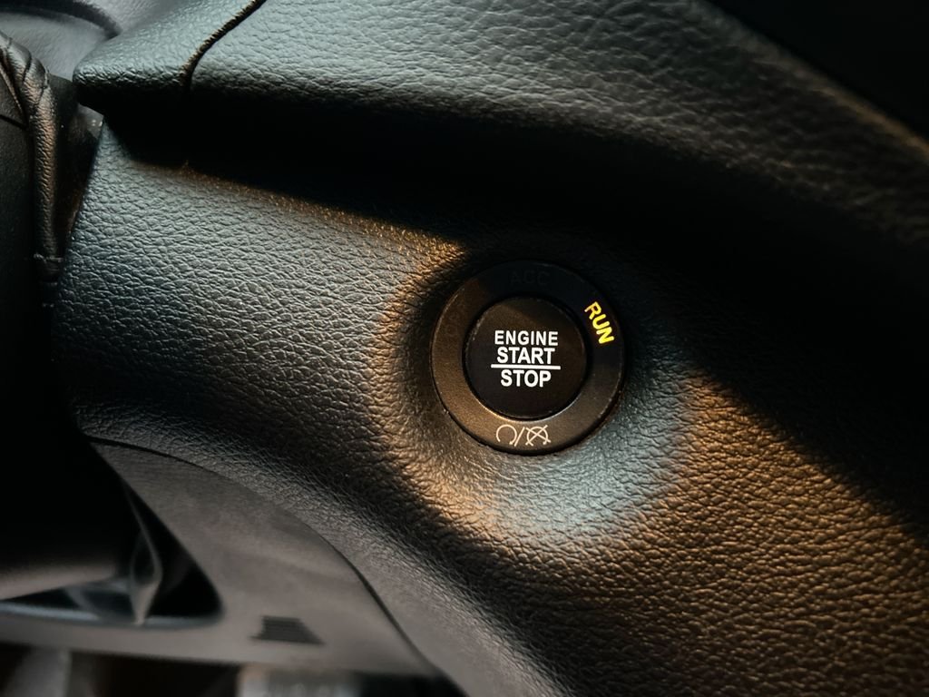 Used 2019 Red Jeep Limited image 20