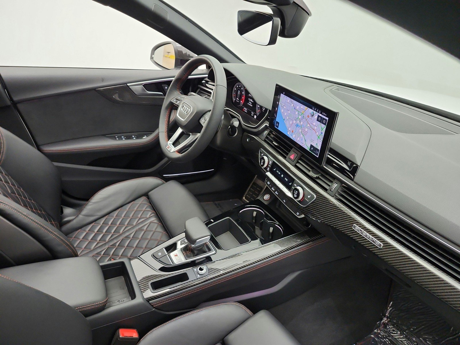 Used 2025  Audi Premium Plus image 17