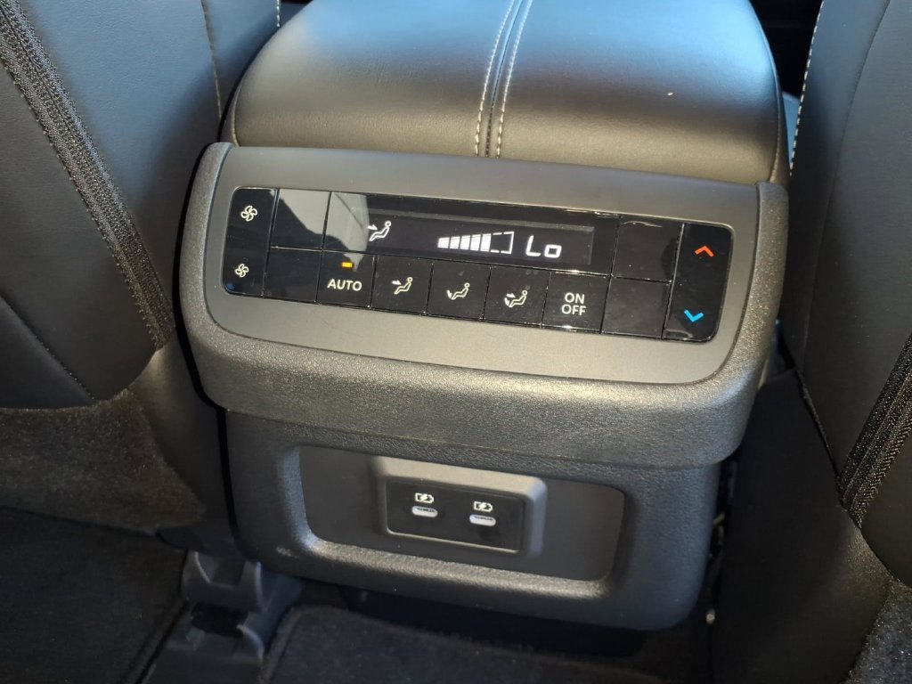 2026 Nissan Pathfinder SL - Photo 31