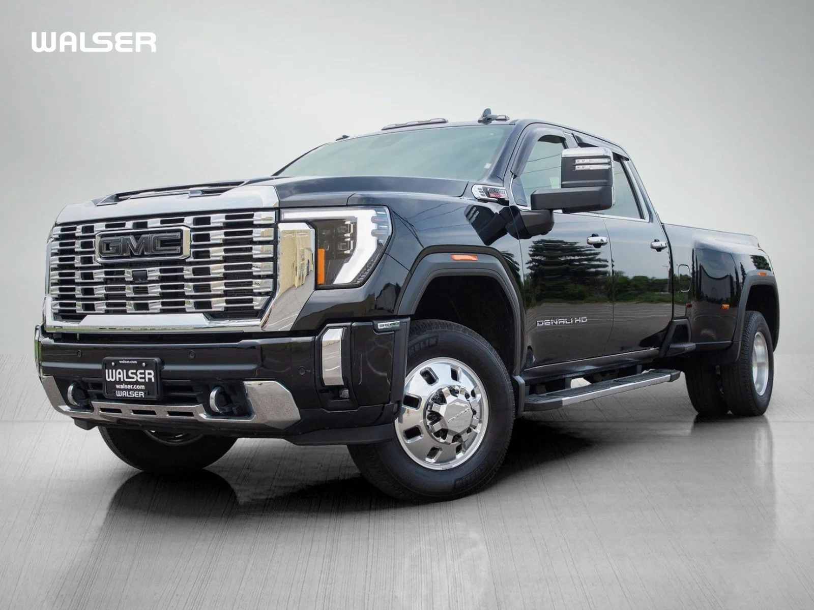 2024 GMC Sierra Denali 4WD Crew Cab Long Box SRW's photo
