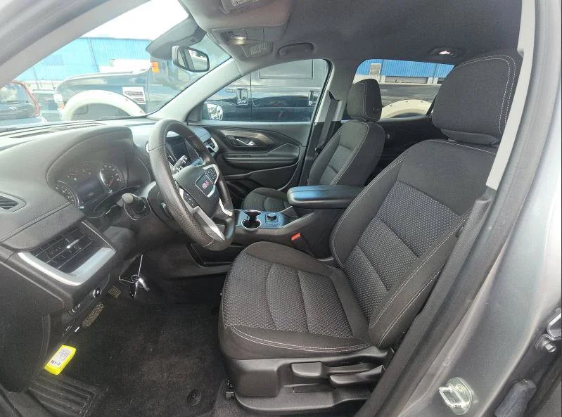 Used 2023 Sterling Metallic GMC SLE image 5