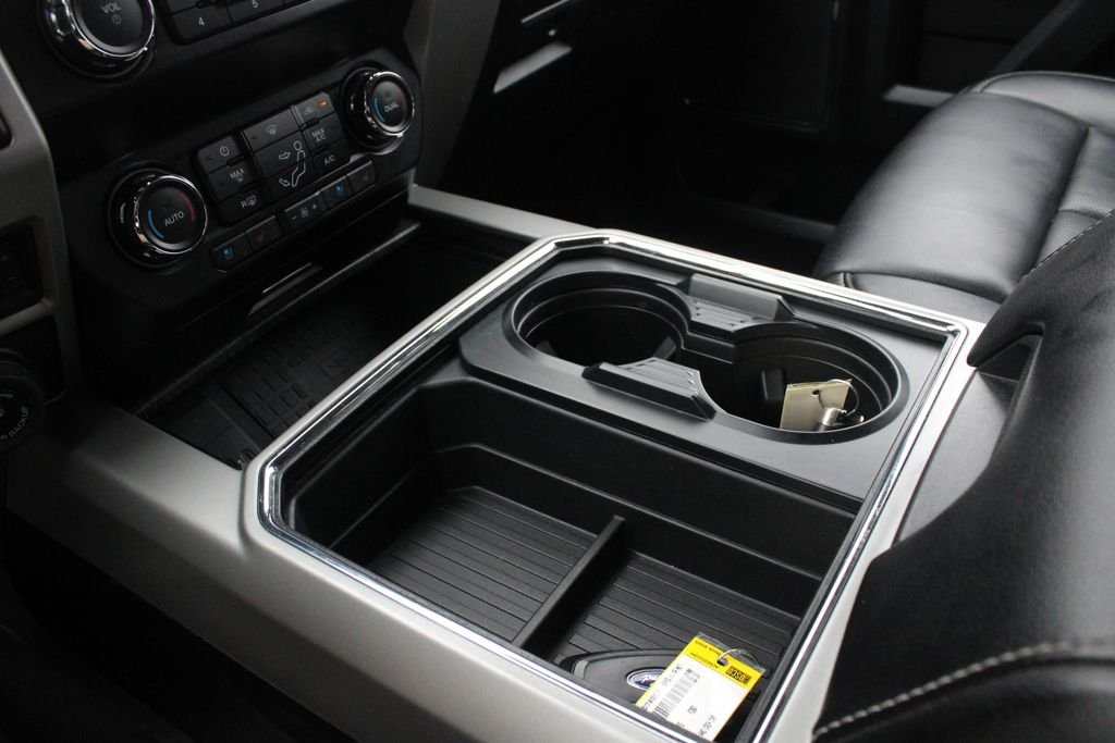 Used 2021 Black Metallic Ford Lariat image 19
