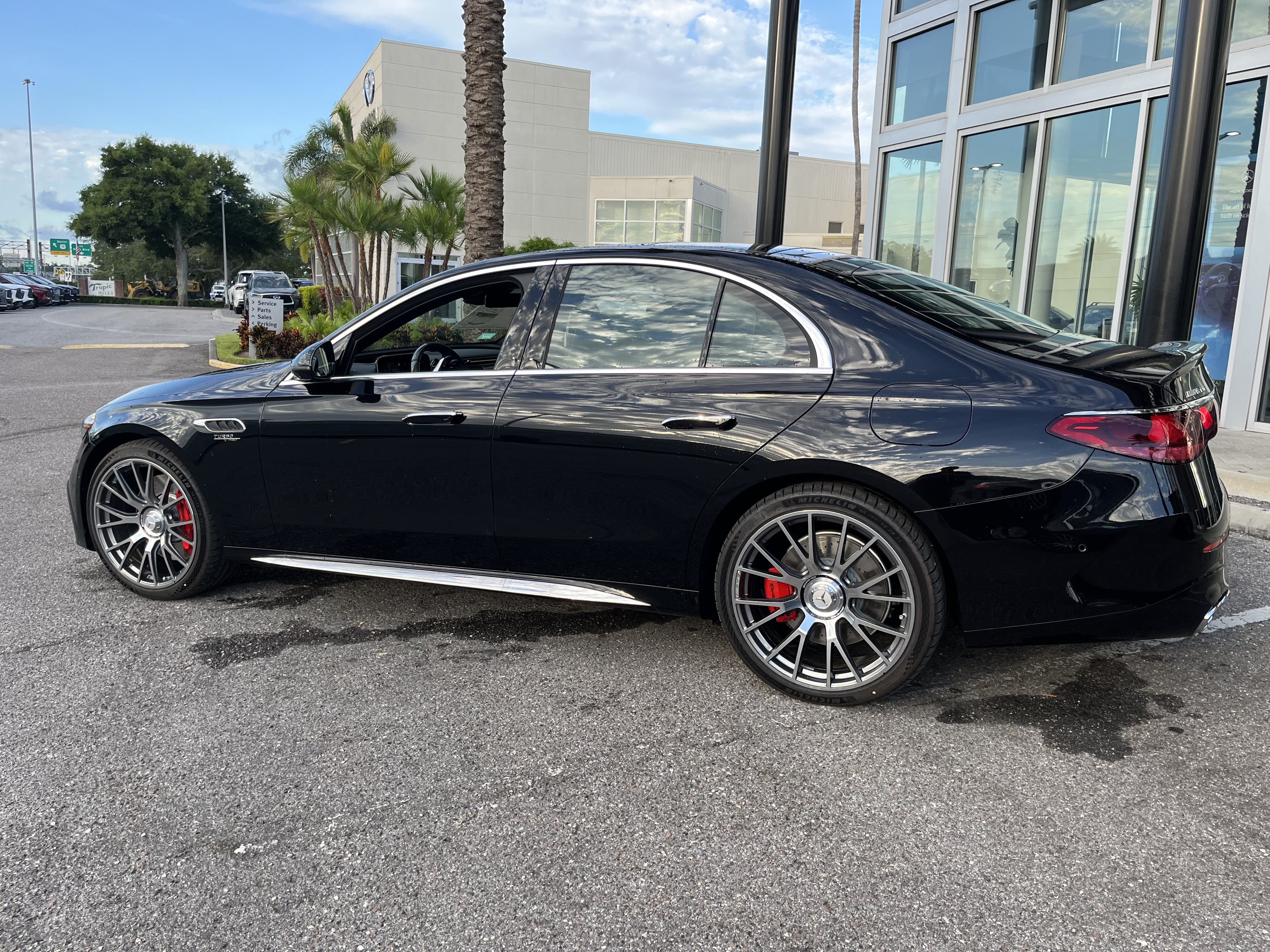 New 2026 Obsidian Black Metallic Mercedes-Benz AMG® E 53 E image 33
