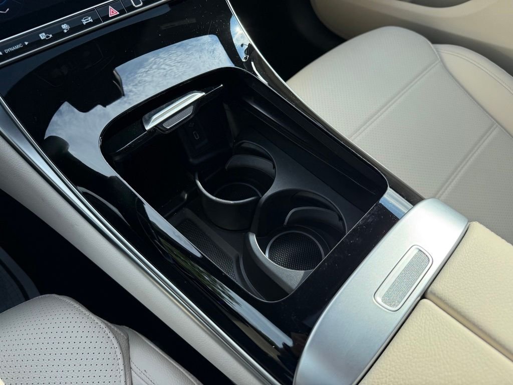 Used 2025 White Mercedes-Benz GLC 350e image 43