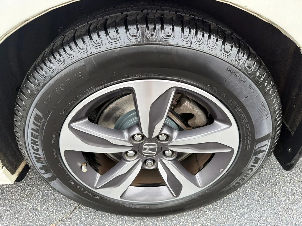 Used 2019  Honda Touring image 19
