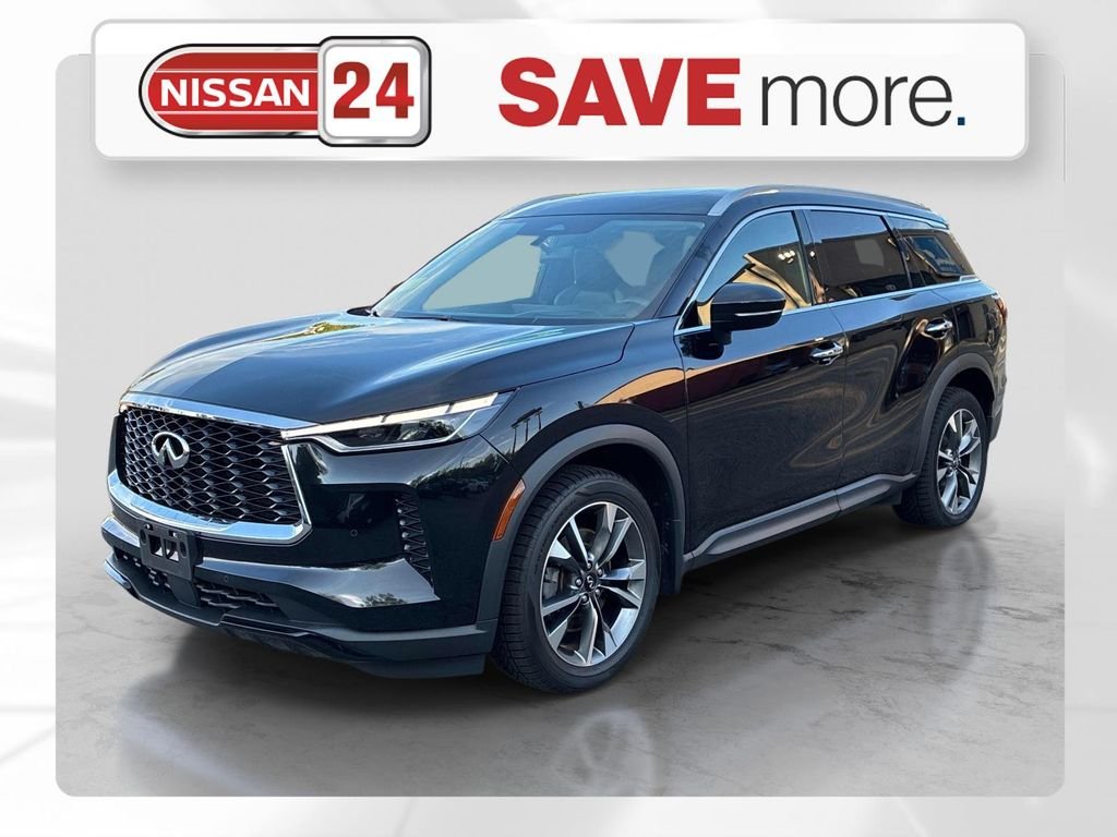 Used 2023 Black INFINITI LUXE image 1