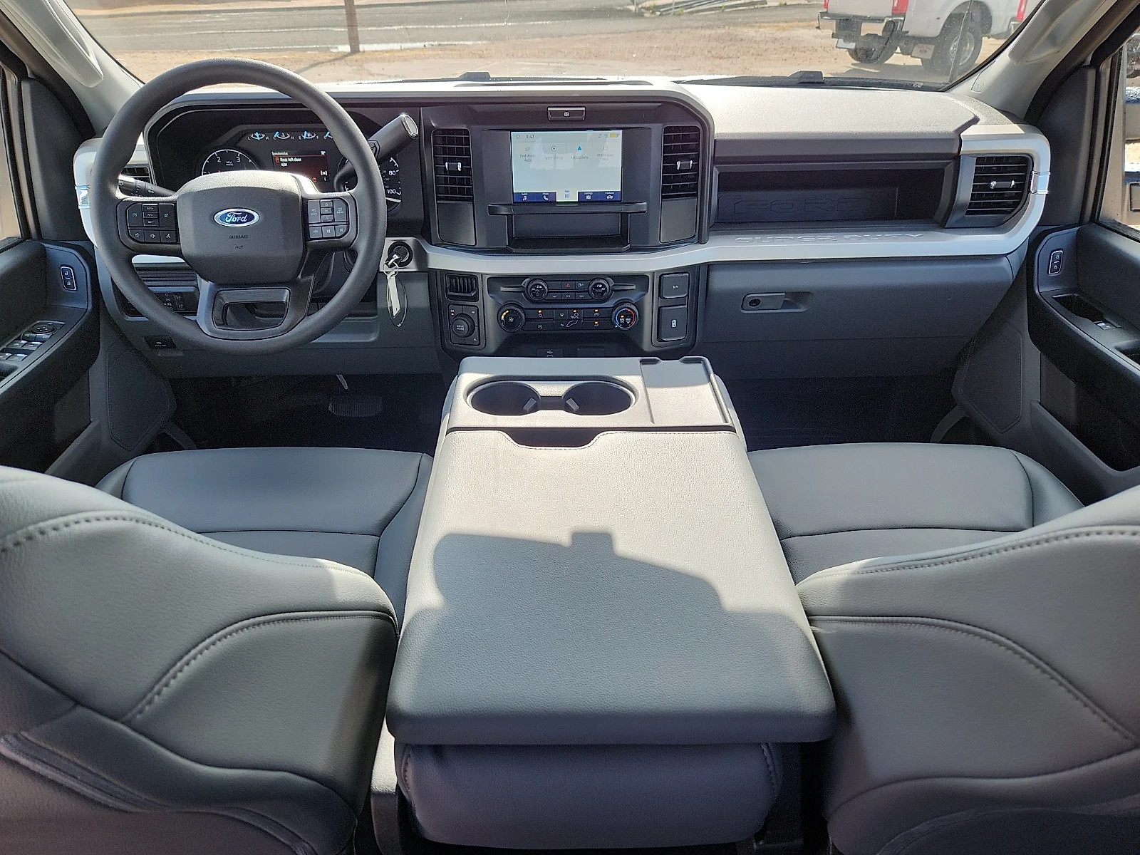 New 2026 Oxford White Ford XL image 13