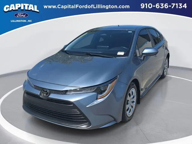 Used 2025  Toyota LE image 1