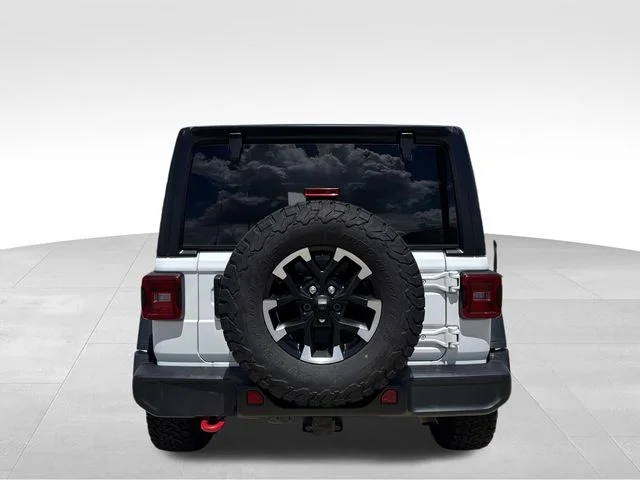 Used 2025 White Jeep Rubicon image 11