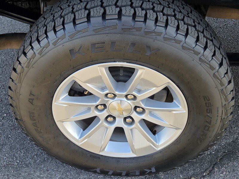 Used 2023 Blue Chevrolet LT image 10
