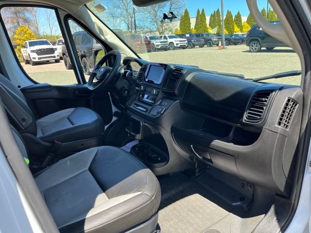 Used 2025 White Ram High Roof image 38