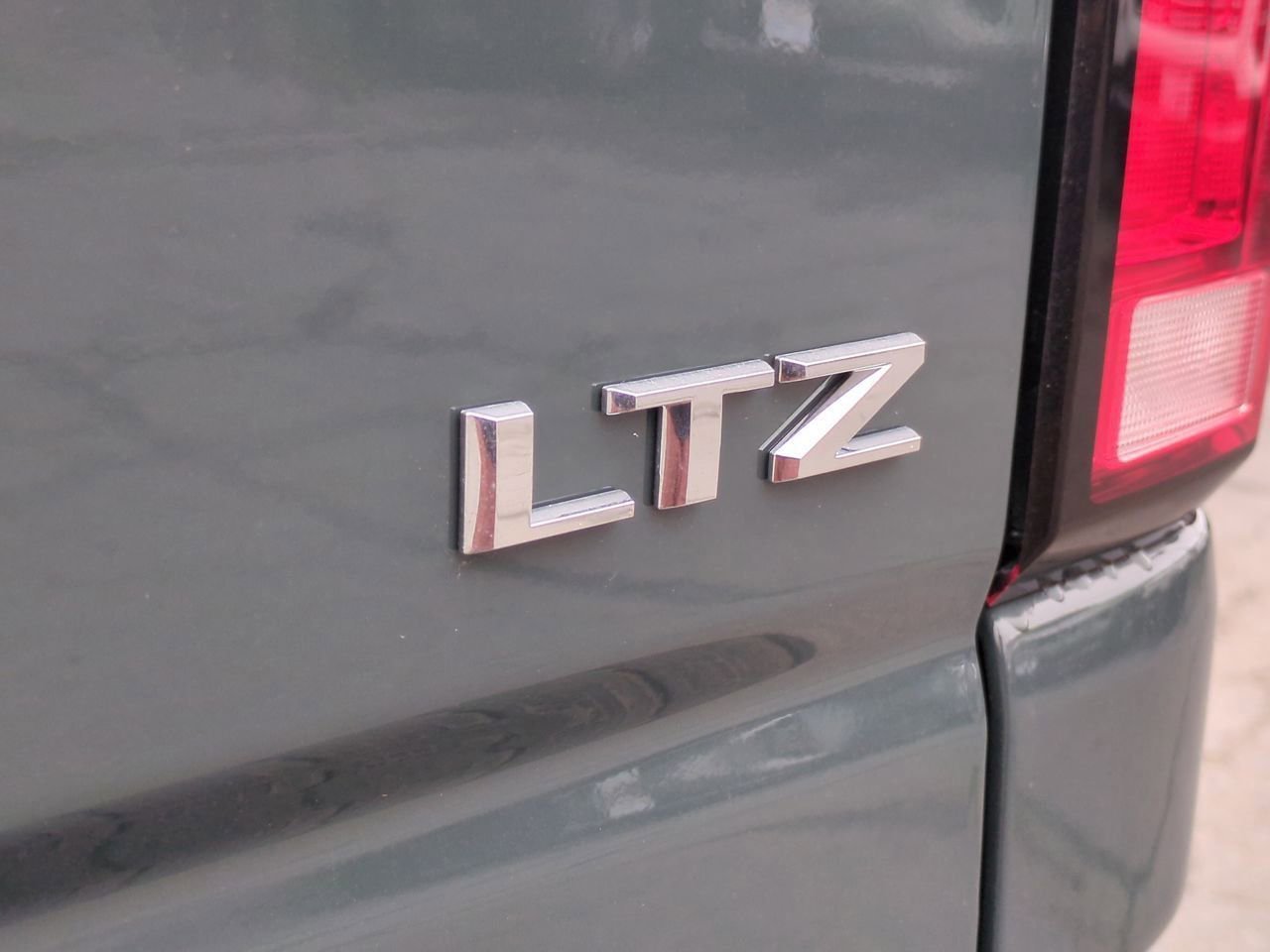 2025 Chevrolet Silverado 2500 HD LTZ - Photo 32