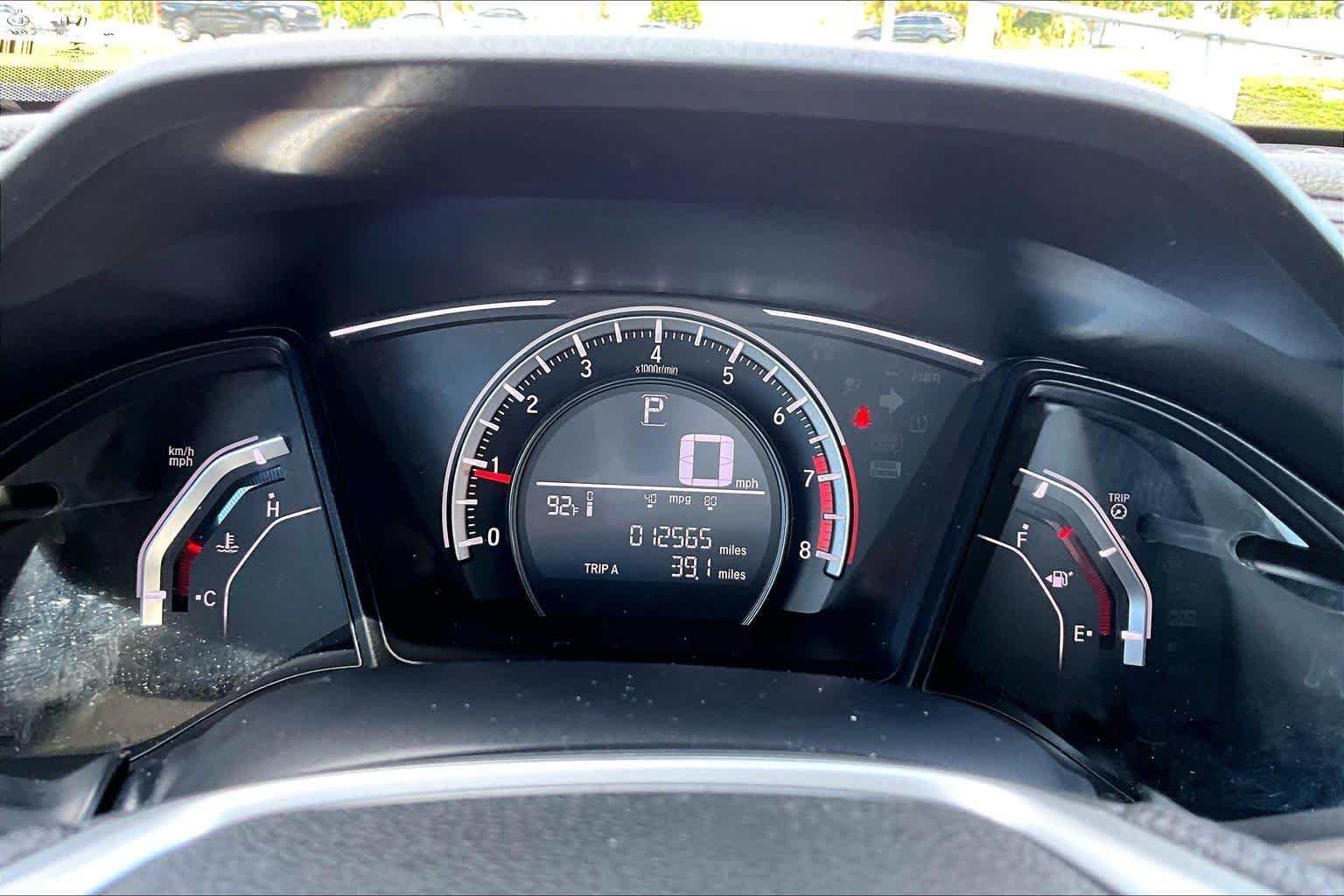 Used 2018  Honda LX image 24