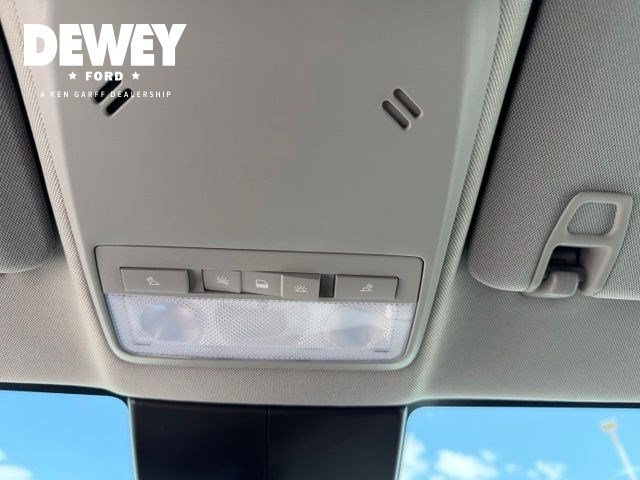 Used 2022 Stone Gray Metallic Chevrolet LT image 17