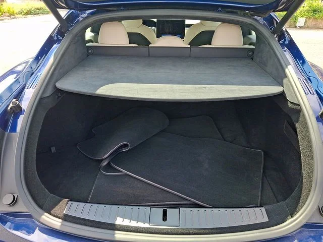 Used 2021 Deep Blue Metallic Tesla Plaid image 26