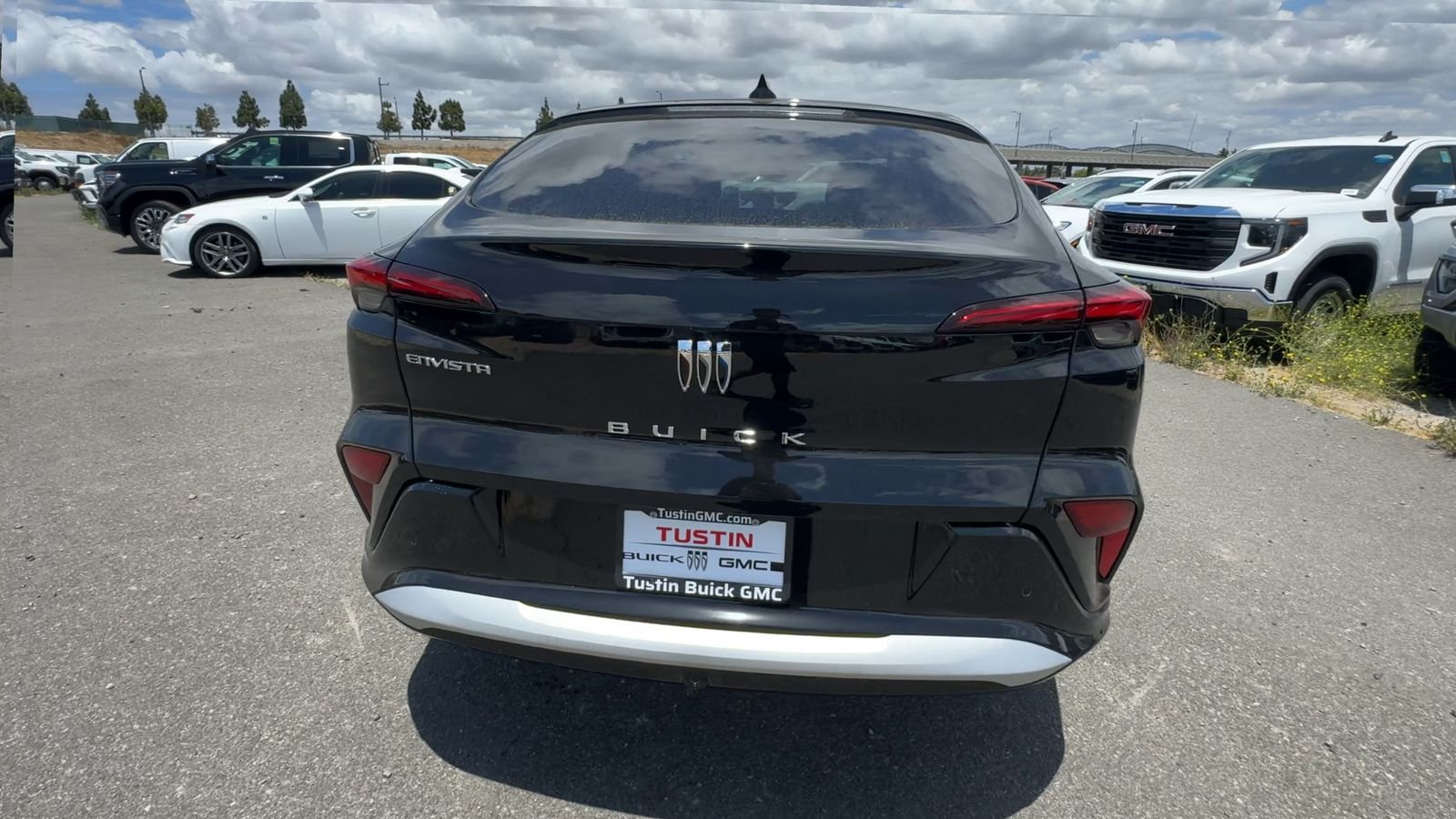 2026 Buick Envista Sport Touring - Photo 31