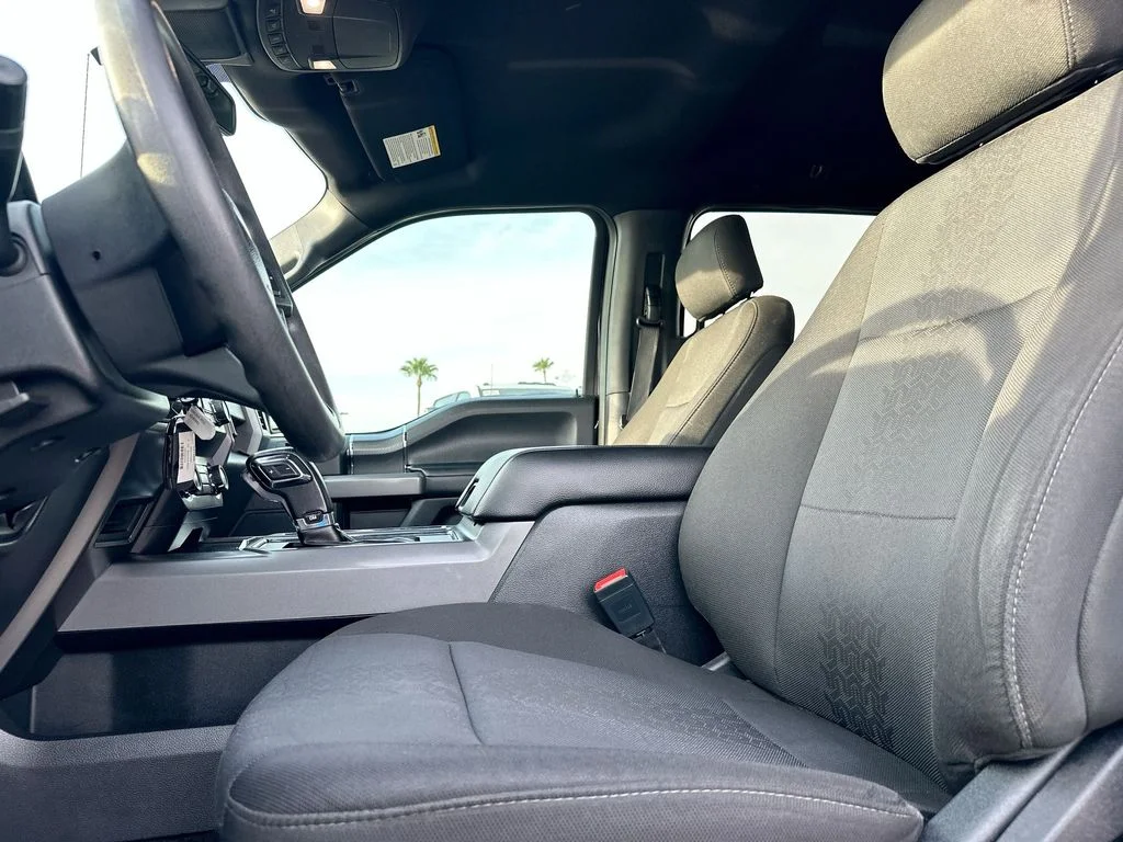 Used 2020 Red Ford XLT image 9